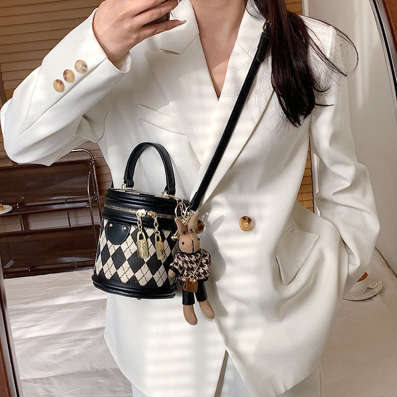 1077-Spring new fashionable niche crossbody bag texture diamond grid portable bucket bag